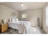 1230 Waite St - Photo 23