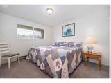 3300 Oceania Dr - Photo 21