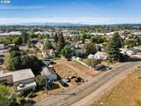 2240 Ferry St - Photo 7