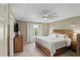 2337 Margarett St - Photo 17
