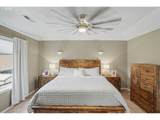 2337 Margarett St - Photo 18