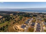 753 Seacrest Dr - Photo 14