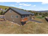 1151 Pine St - Photo 36