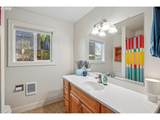 6919 Leavitt Ave - Photo 17