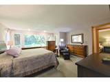 23755 Casavant Dr - Photo 16