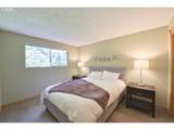 23755 Casavant Dr - Photo 19