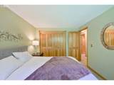 23755 Casavant Dr - Photo 20