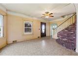 826 15TH St - Photo 4