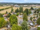 2085 Evergreen Ave - Photo 19