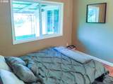 11937 Holladay St - Photo 11