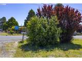 1025 Lake Rd - Photo 32