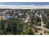 6005 Holly Ave - Photo 30