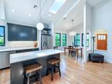 1040 Berkeley Ln - Photo 15