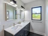 1040 Berkeley Ln - Photo 27