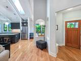 1040 Berkeley Ln - Photo 8