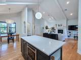 1040 Berkeley Ln - Photo 9