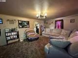 467 17TH St - Photo 3