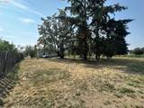 467 17TH St - Photo 9
