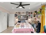 1811 Couch St - Photo 20