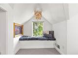 1105 Nehalem St - Photo 38