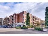300 8TH St - Photo 34