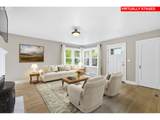1102 Center St - Photo 10