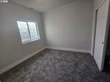 451 12th St - Photo 10