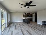 240 Miller St - Photo 14