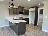 240 Miller St - Photo 16