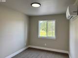 240 Miller St - Photo 35
