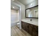 240 Miller St - Photo 39