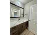 240 Miller St - Photo 40