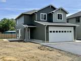 240 Miller St - Photo 8