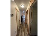 455 Auburn St - Photo 15