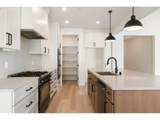 803 V St - Photo 16