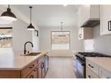 803 V St - Photo 17