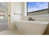 803 V St - Photo 31
