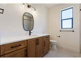 803 V St - Photo 8