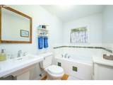8030 Meadow Lake Rd - Photo 22