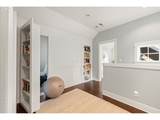401 9TH St - Photo 32