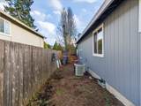 847 Duniway Rd - Photo 32