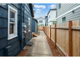 12110 Market St - Photo 14