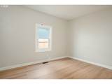 12110 Market St - Photo 7
