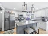 11235 Champoeg Dr - Photo 15