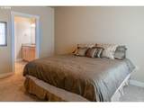 1000 Holladay Dr - Photo 13