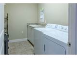 1000 Holladay Dr - Photo 18