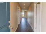 1000 Holladay Dr - Photo 3