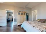 138 5TH Ave - Photo 31