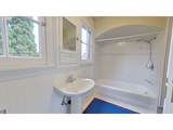 998 Ferry Ln - Photo 20
