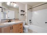 6980 Eleanor Ave - Photo 32